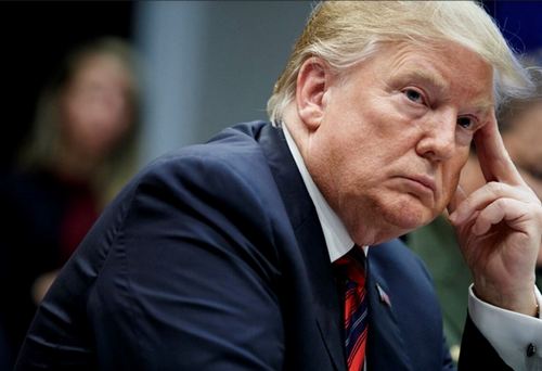 Трамп скаржиться на те, що через війну в Україні не може спати — WSJ